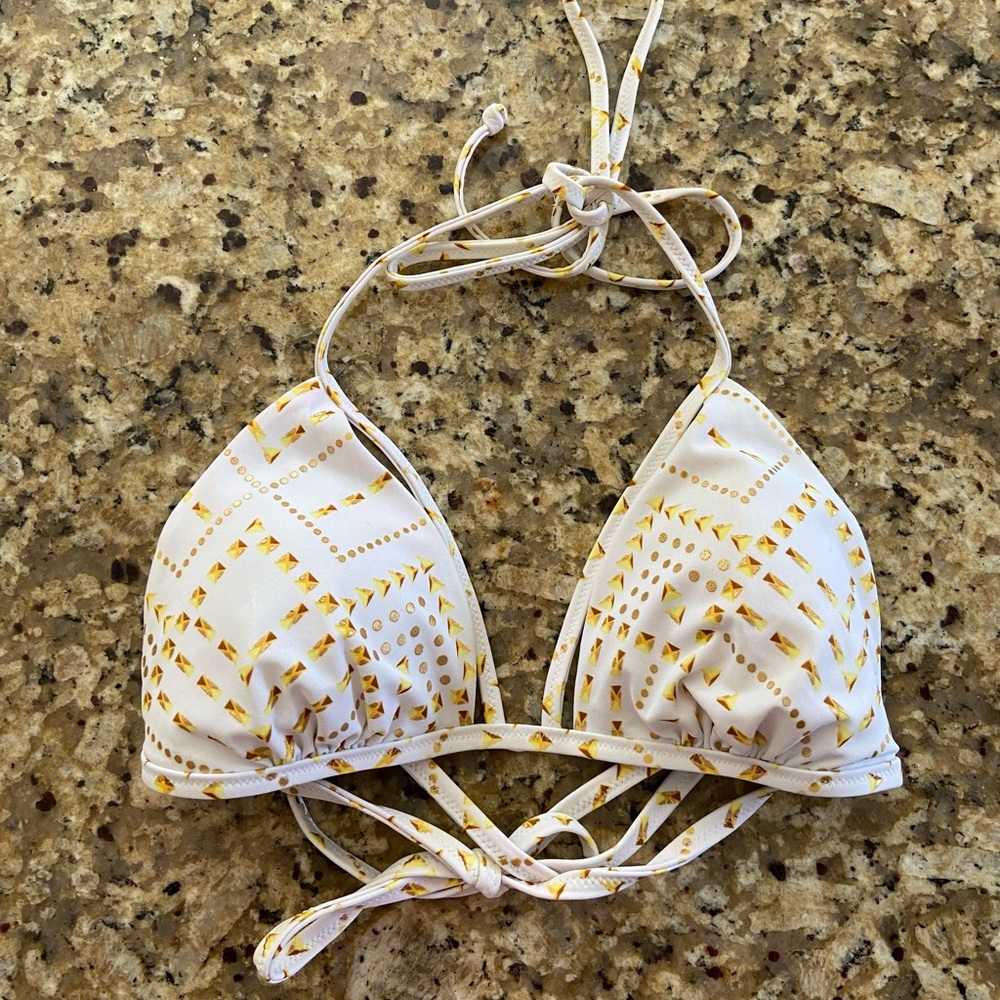 VS PINK Cutout Bikini Top